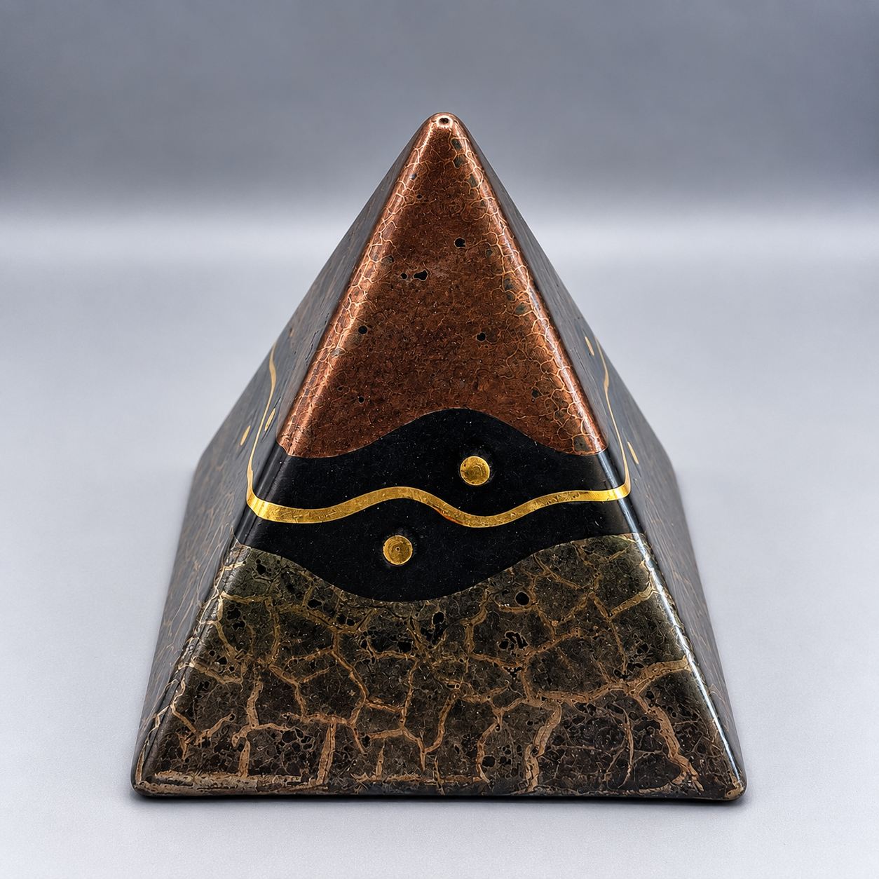 FS16 – Piramide in ceramica – Max 10 kg • PROMO